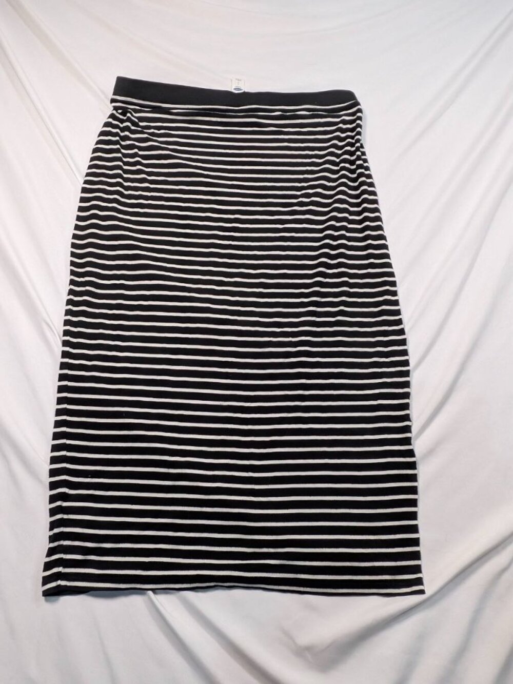 Comfortable Old Navy Striped Skirt in size L